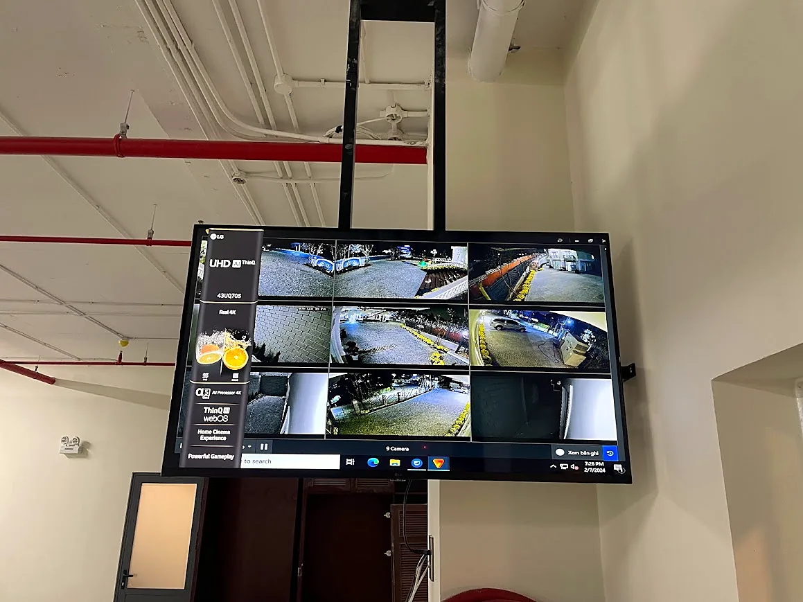 Màn hình giám sát camera cho phòng bảo vệ khách sạn
